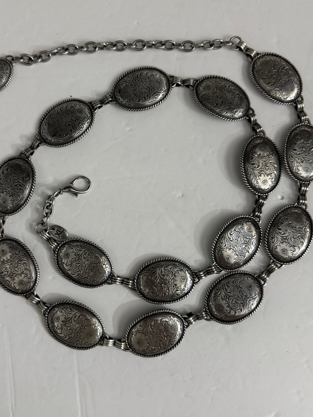 Silvertone Metal Western Concho Belt